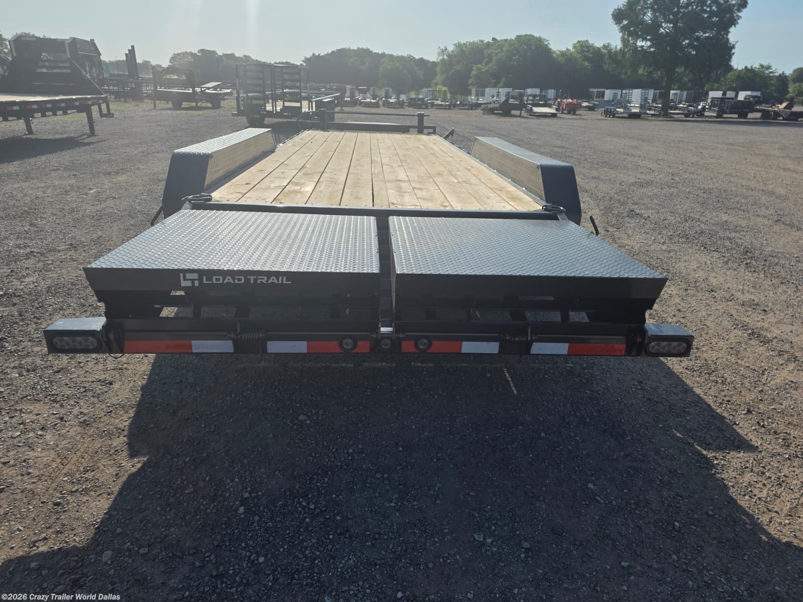 2027 83x24 TTA 2027 Load Trail CH83x24 Equipment Trailer Black — photo 4 of 17