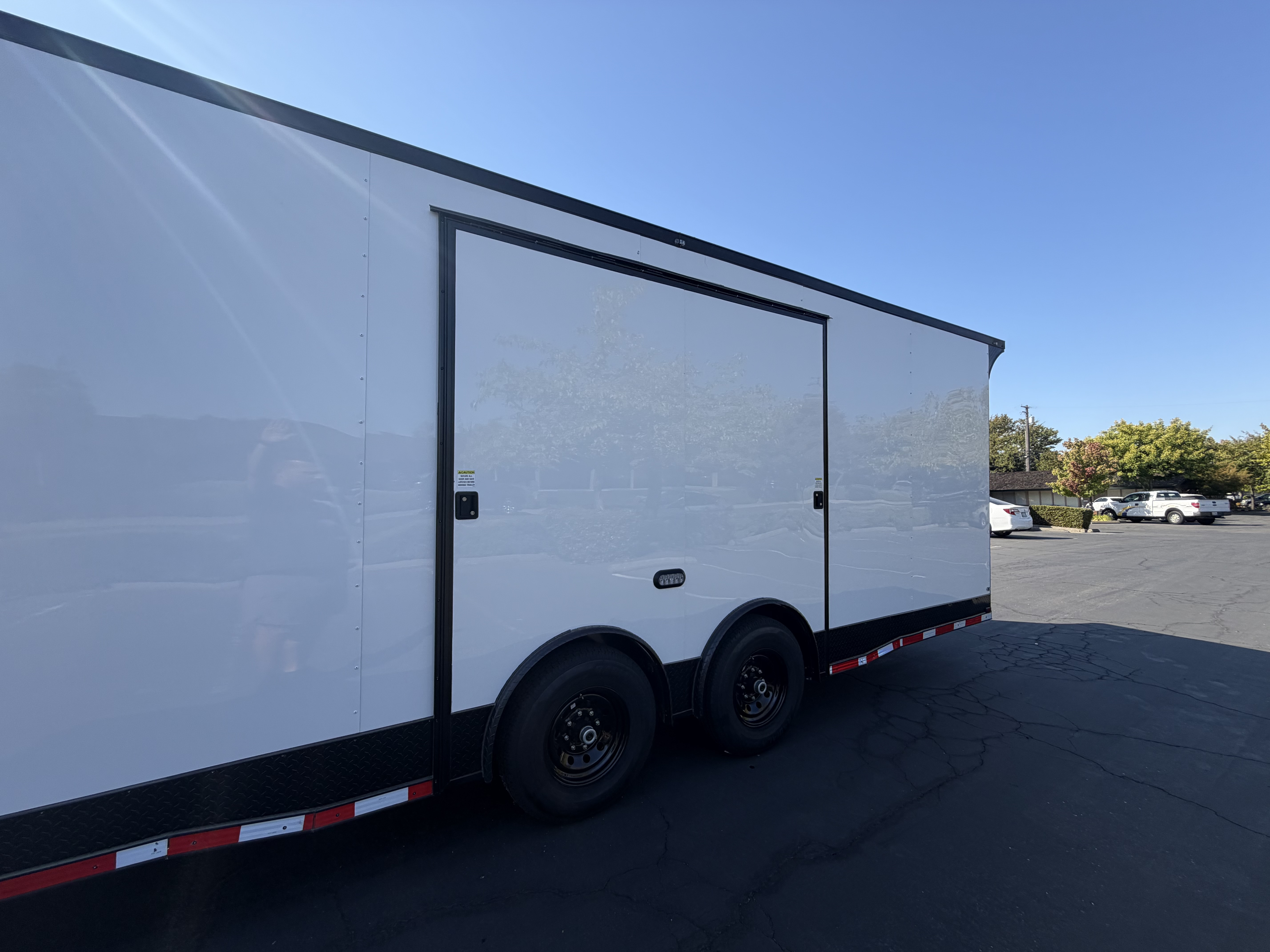 2027 8.5x28 TA 2027 Panther Cargo 8.5x28TA Gullwing Side Door White — photo 7 of 15