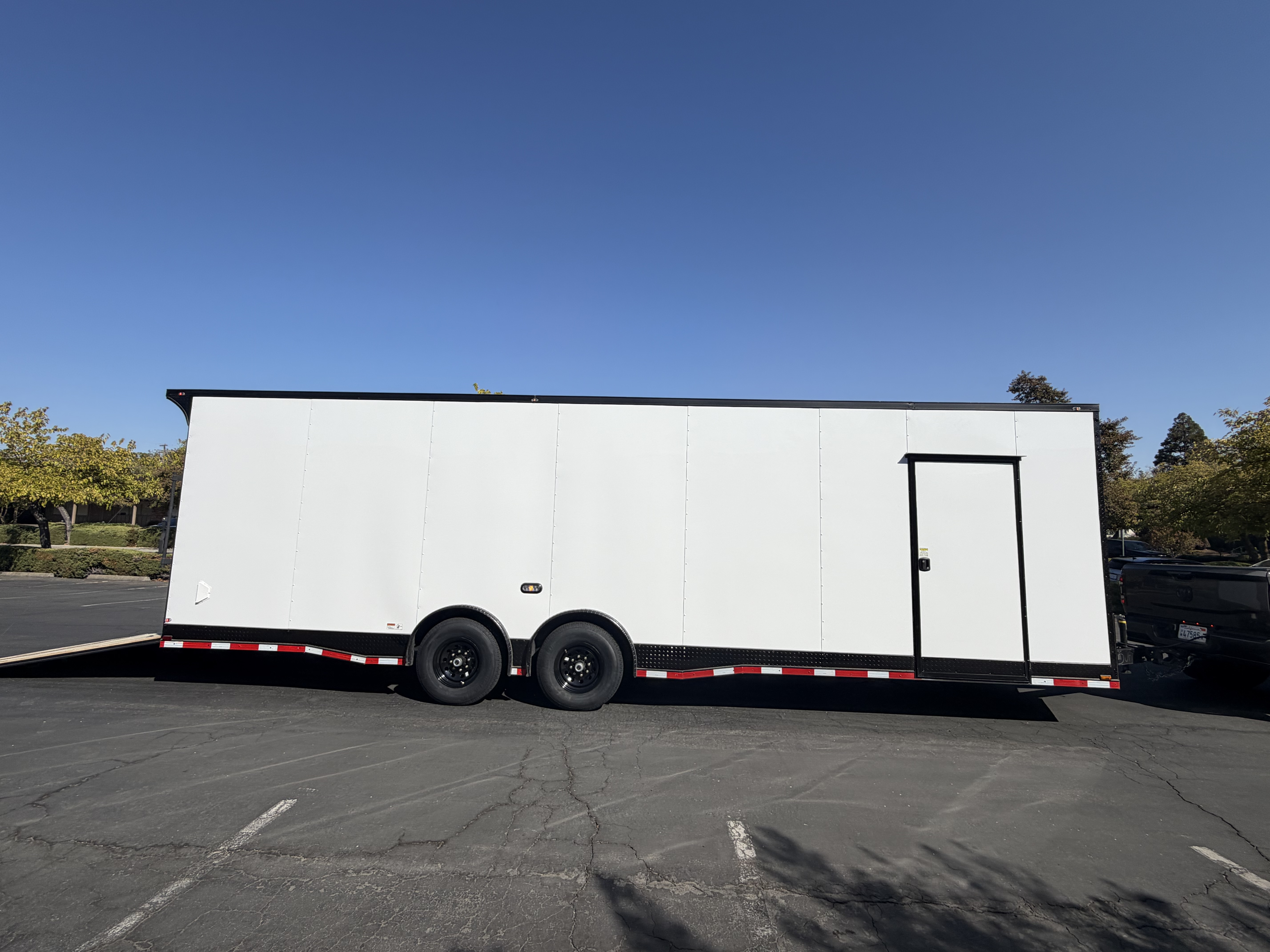 2027 8.5x28 TA 2027 Panther Cargo 8.5x28TA Gullwing Side Door White — photo 8 of 15