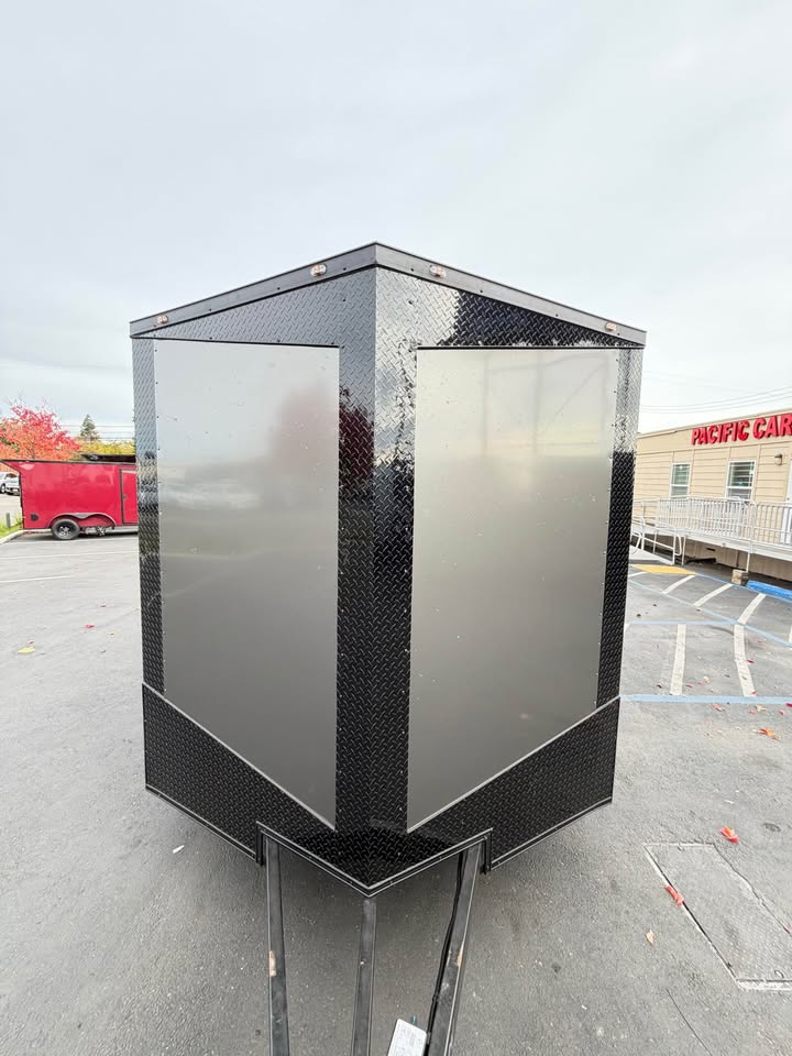 2026 Enclosed Carhauler Toyhauler 8.5x16TA