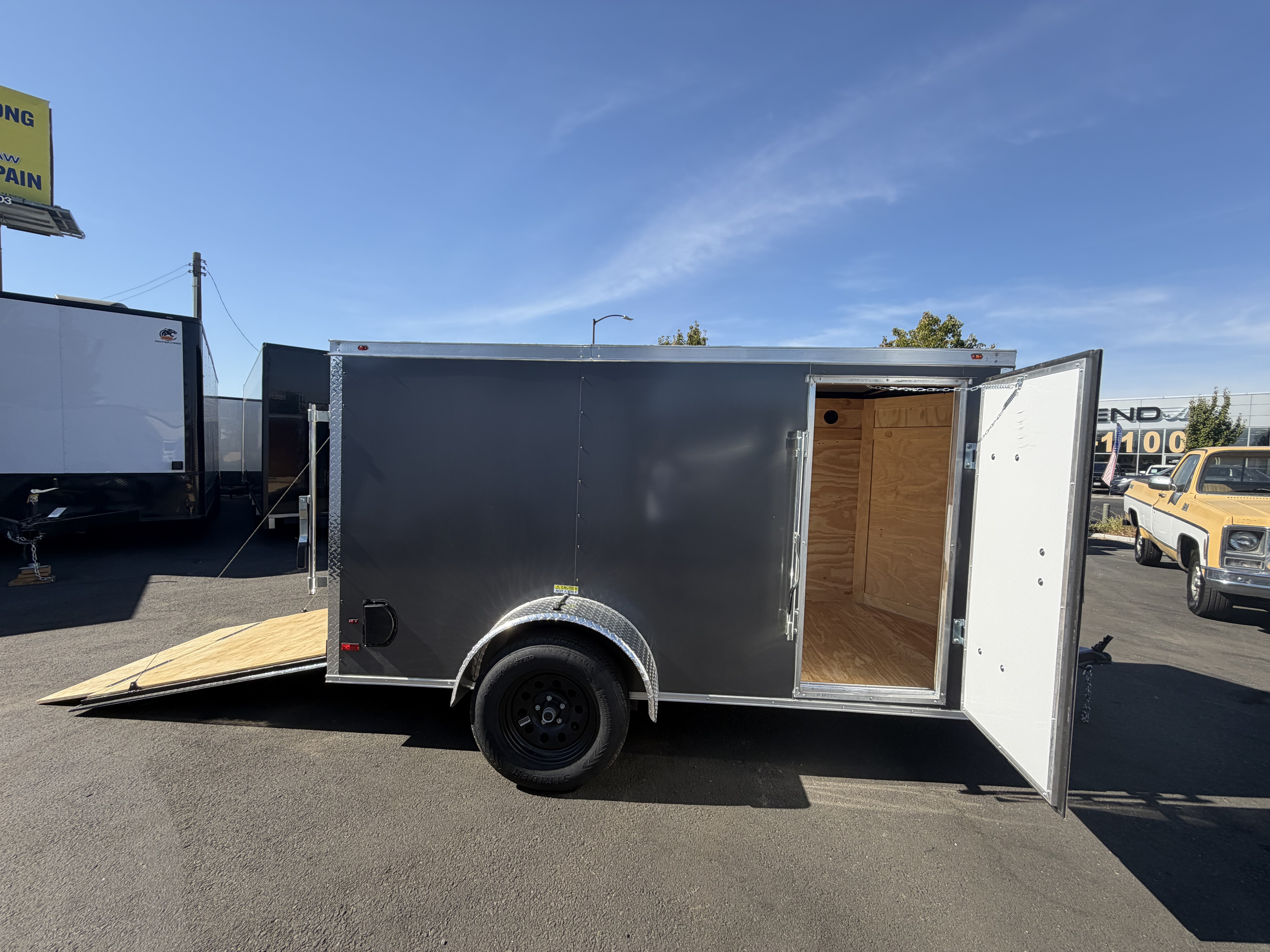 2027 5x10 SA 2027 Panther Cargo 5x10SA Charcoal — photo 2 of 12