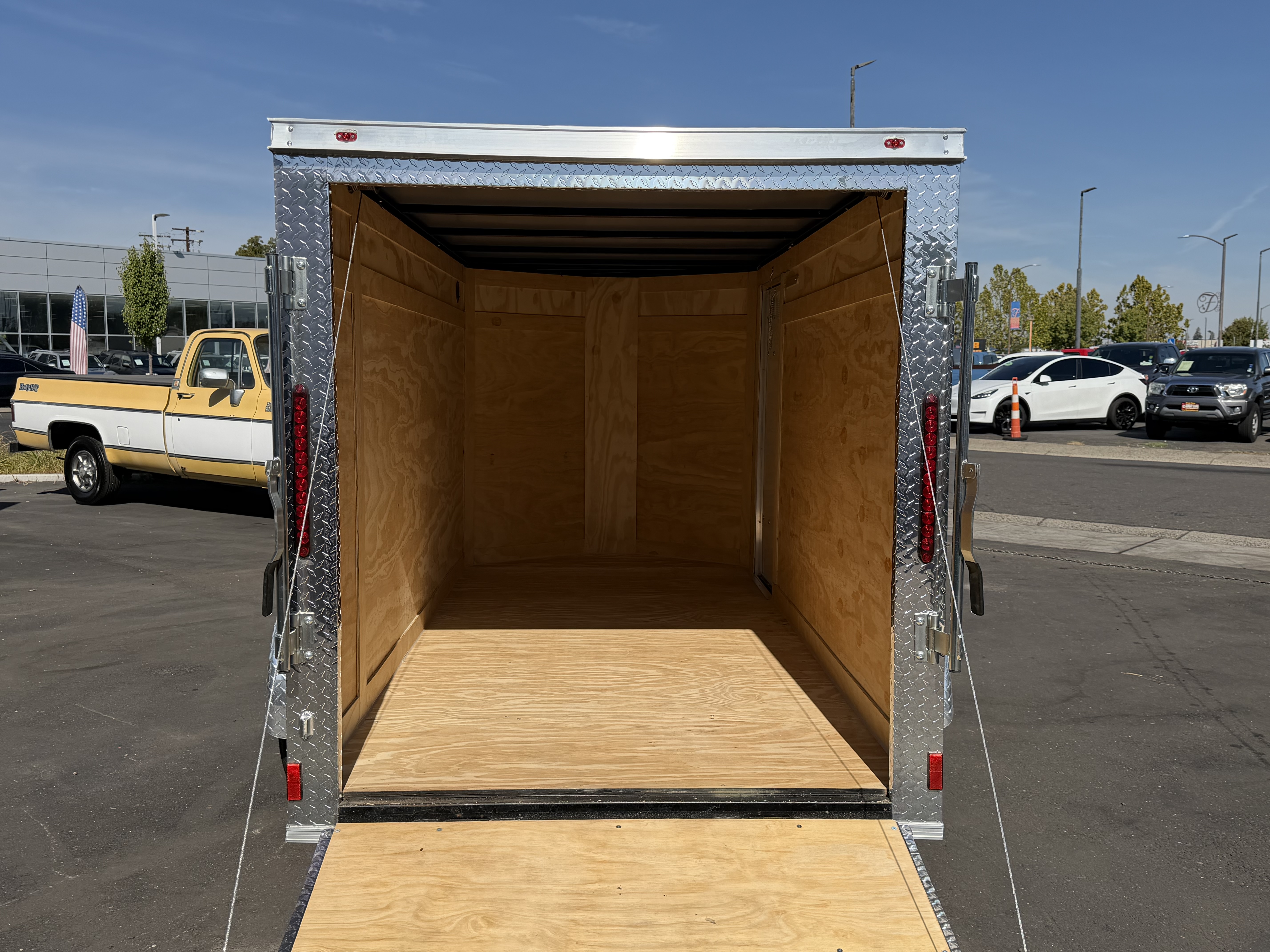 2027 5x10 SA 2027 Panther Cargo 5x10SA Charcoal — photo 12 of 12