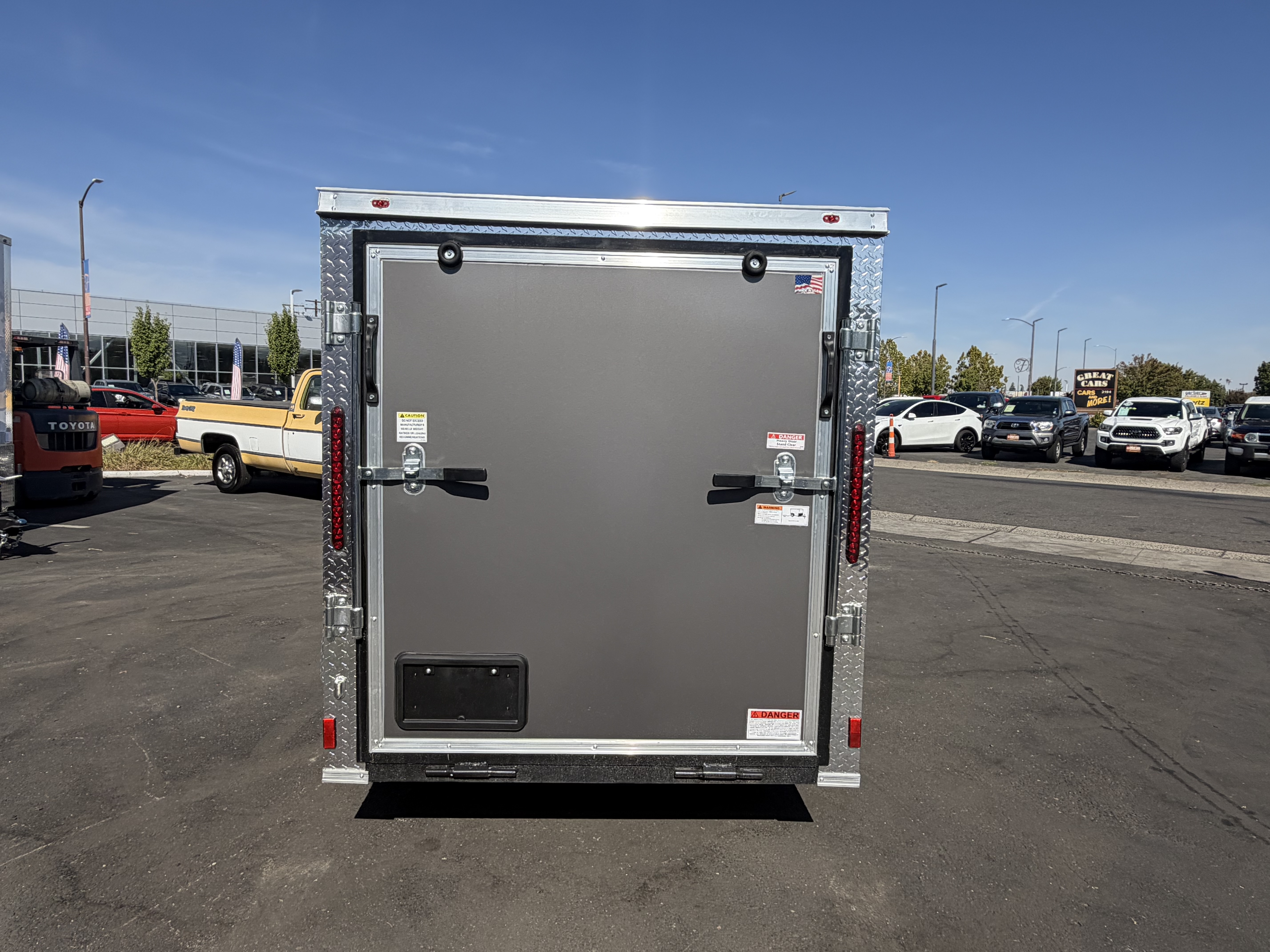 2027 5x10 SA 2027 Panther Cargo 5x10SA Charcoal — photo 9 of 12