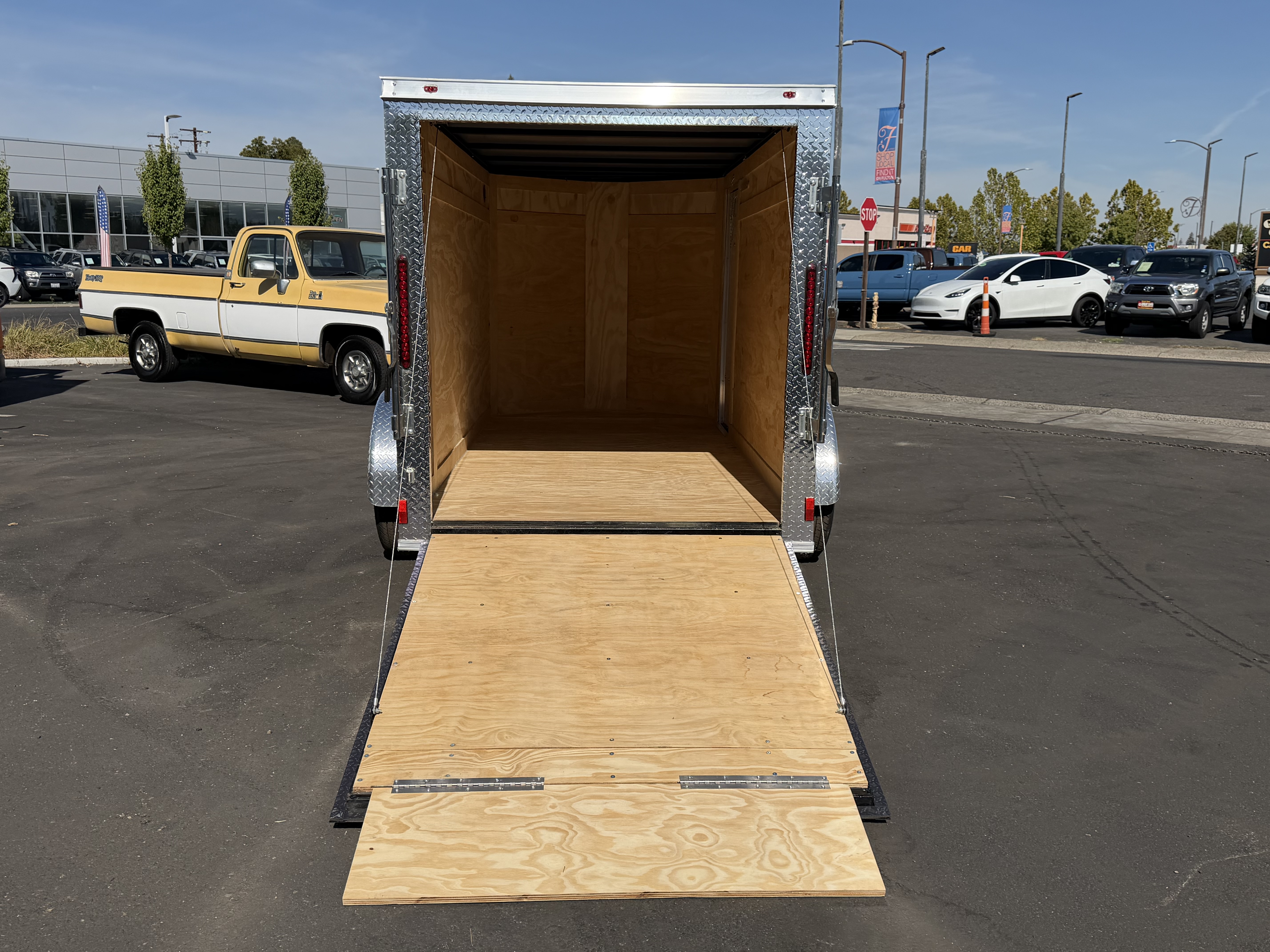 2027 5x10 SA 2027 Panther Cargo 5x10SA Charcoal — photo 10 of 12
